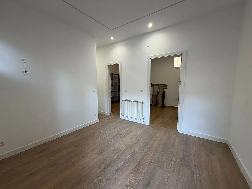 Rooms - 2-Bedroom Flat in Corrala, Malasaña