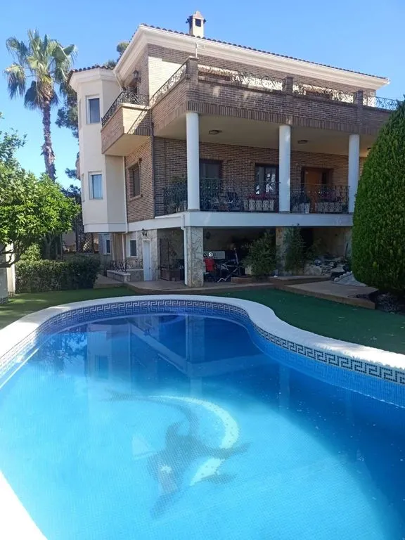 Bassein - Luxury Detached House with Pool in Quesada