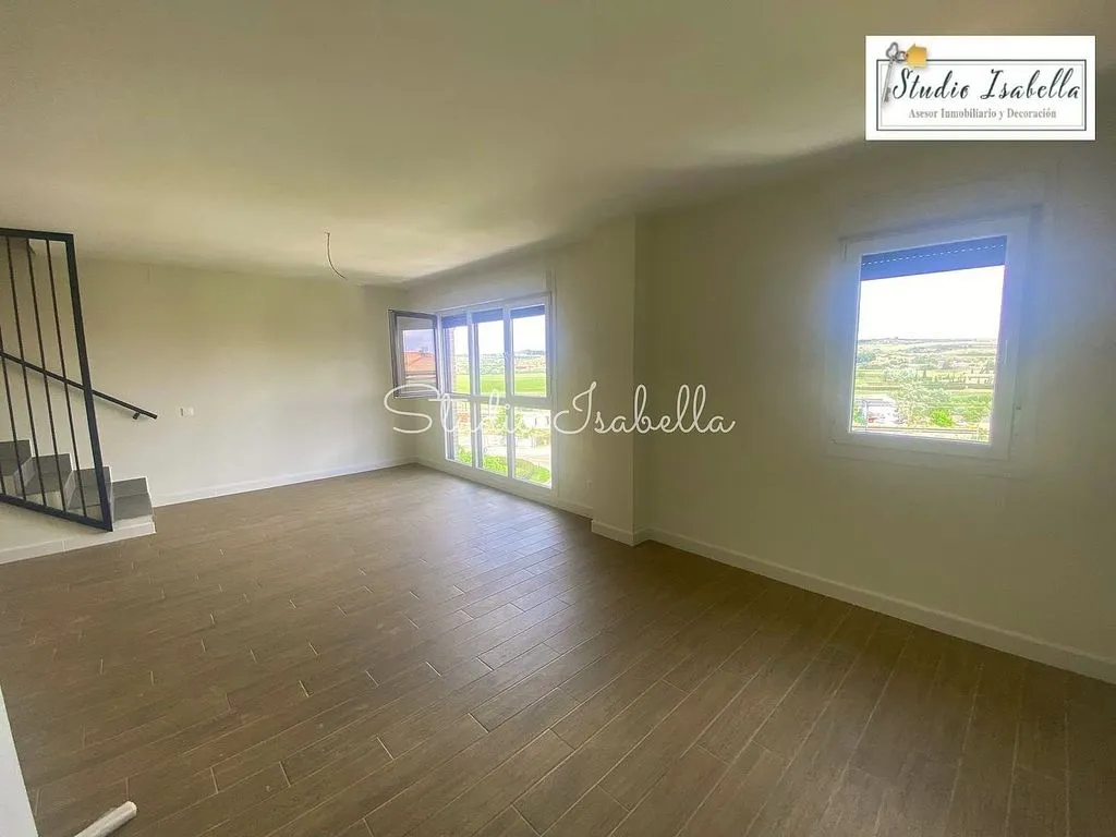 Elutuba - Duplex with Terrace in Santa Bárbara