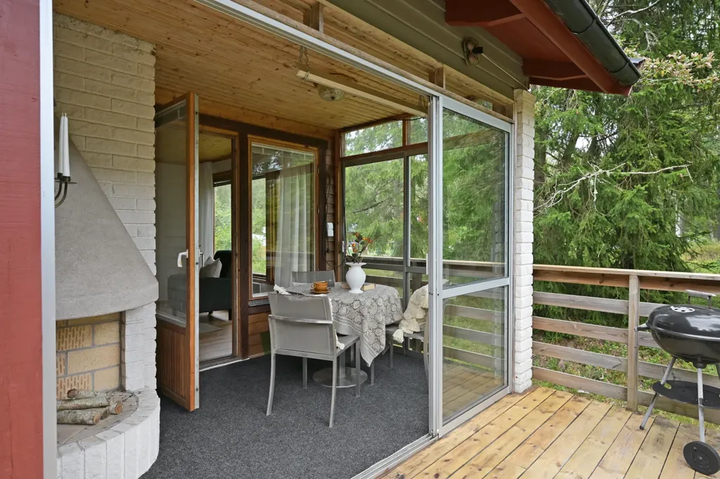 Terrass - Renovated Villa with Garden in Raksta