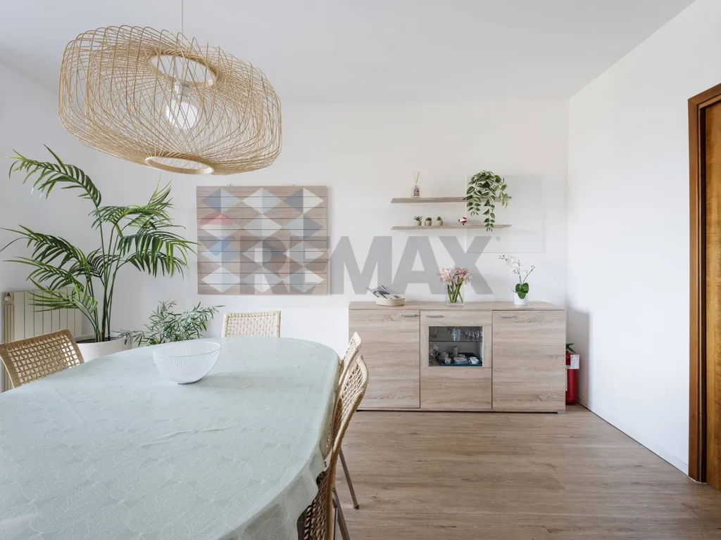 Salle à manger - Apartment with Lake View in Stresa