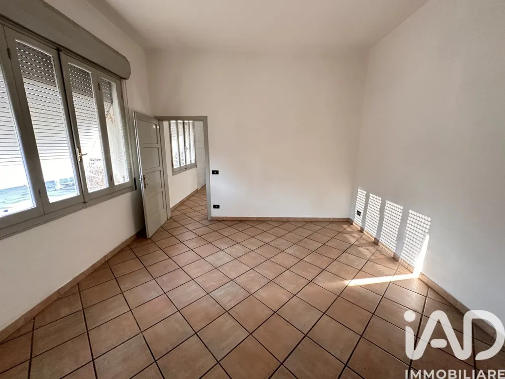 Pièces - Rustic Villa with Garden in Finale Emilia