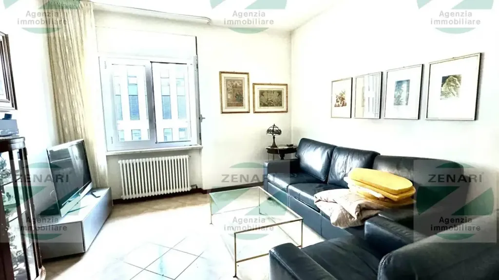 Soggiorno - Apartment with Balconies in Central Mezzolombardo