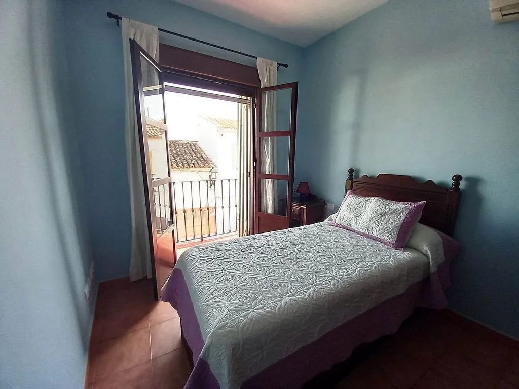 Chambres - Semi-detached House with Balcony in El Pedroso