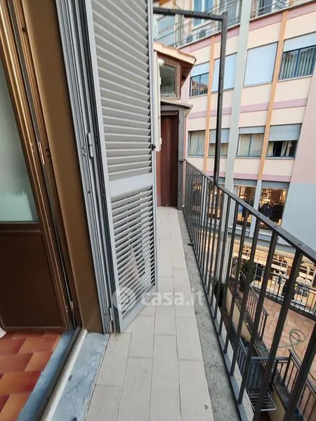 Rõdu - Fully Furnished Flat with Terrace in Viterbo