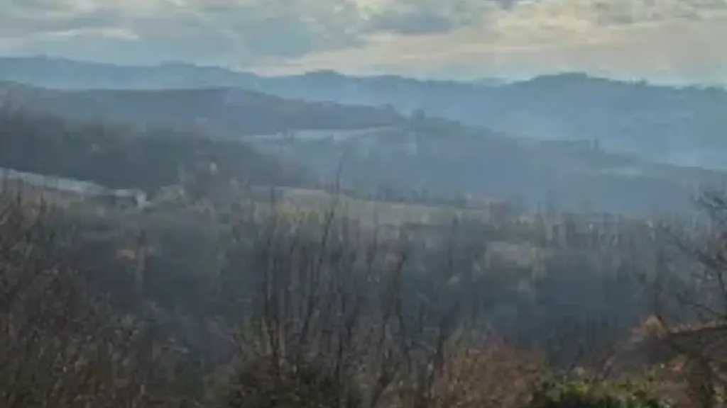 Casale with Panoramic View in Neviglie