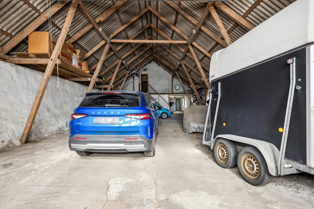 garage