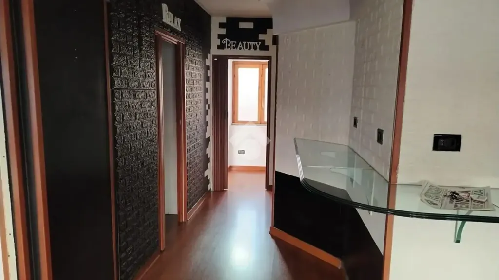 Entrée - Bright Studio Flat with Lift in Atripalda