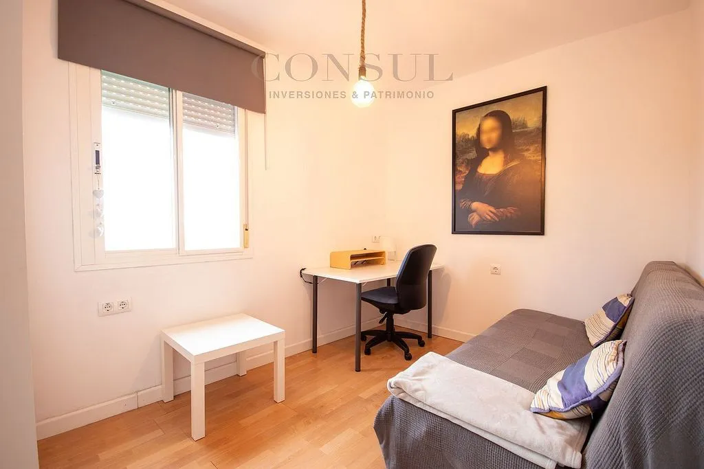 Chambres - 3-Bedroom Apartment with Balcony in La Banda