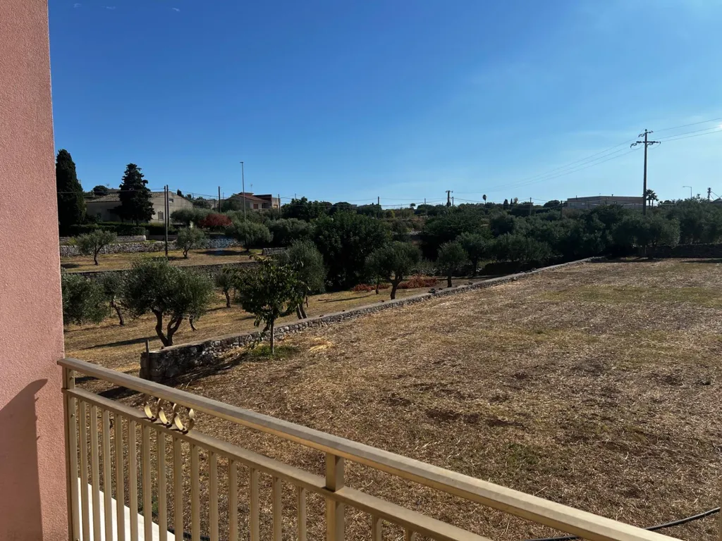 Balcone - Independent Villa with Large Garden in Modica