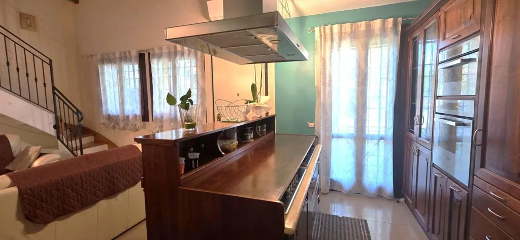Köök - Bifamiliar Villa with Private Garden in Rubiera