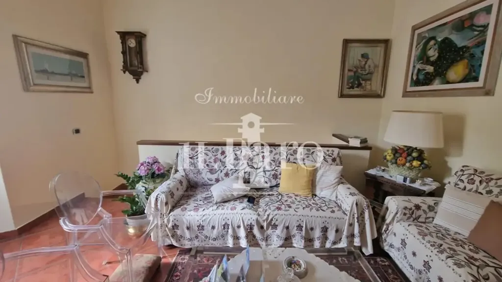 Elutuba - Rustic Bifam. with Terrace in Signa