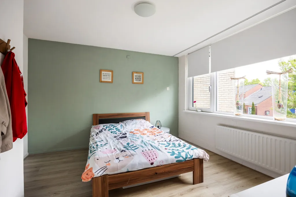 Magamistoad - Modernised Semi-Detached House with Garden in Marum
