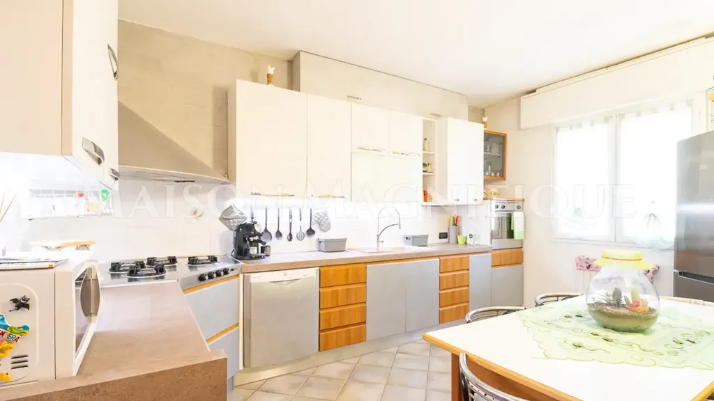 Cuisine - Newly Built Villa with Garden in Lagosanto