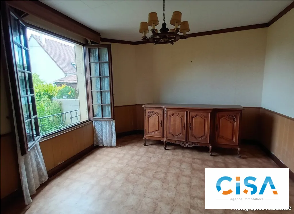 Salle à manger - Maison à Rénover avec Jardin à Mouy
