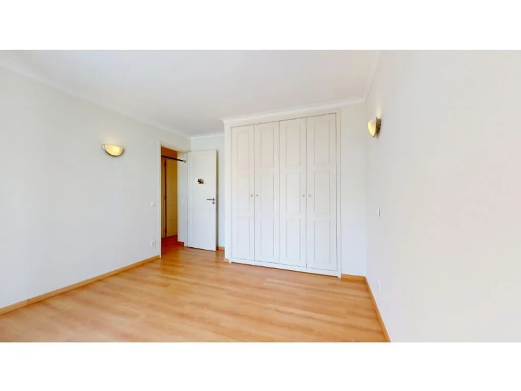Magamistoad - Luxury Semidetached House with Garden in Belem