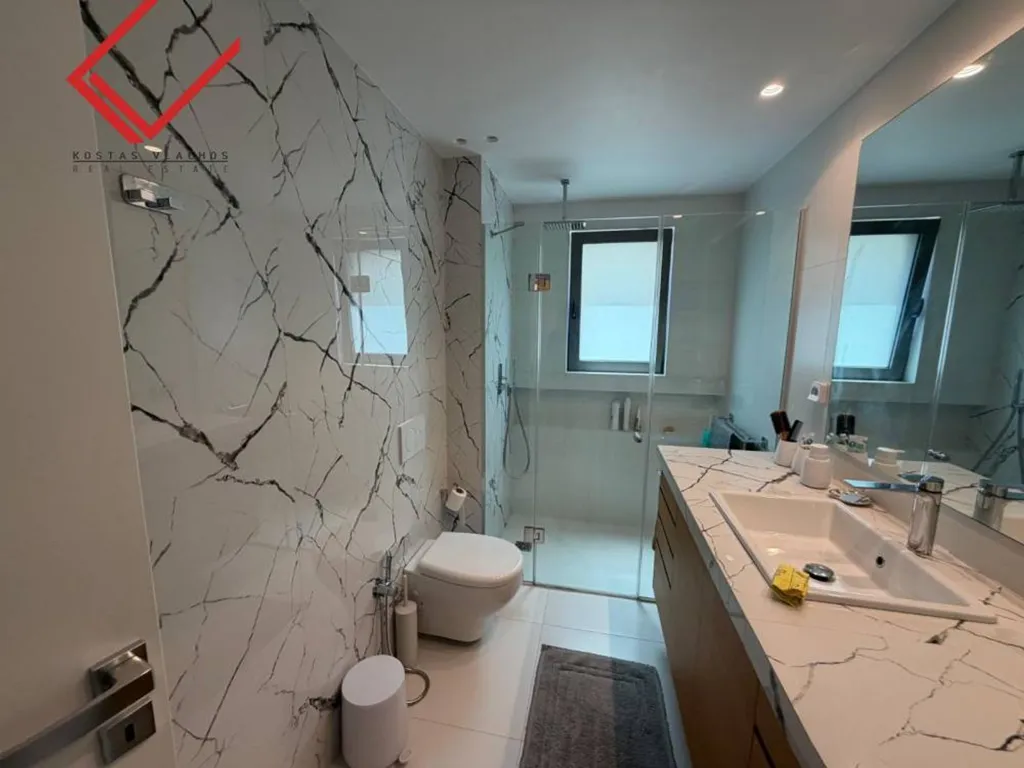 Vannitoad - Modern Apartment with Balcony in Thessaloniki Centre