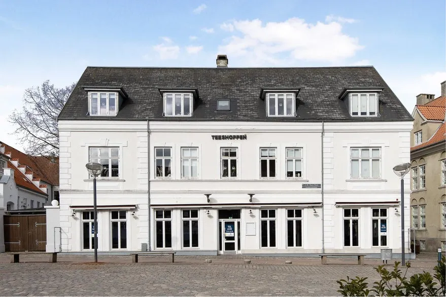 Exterior - Renovated Office Space on C.W. Obels Plads, Aalborg