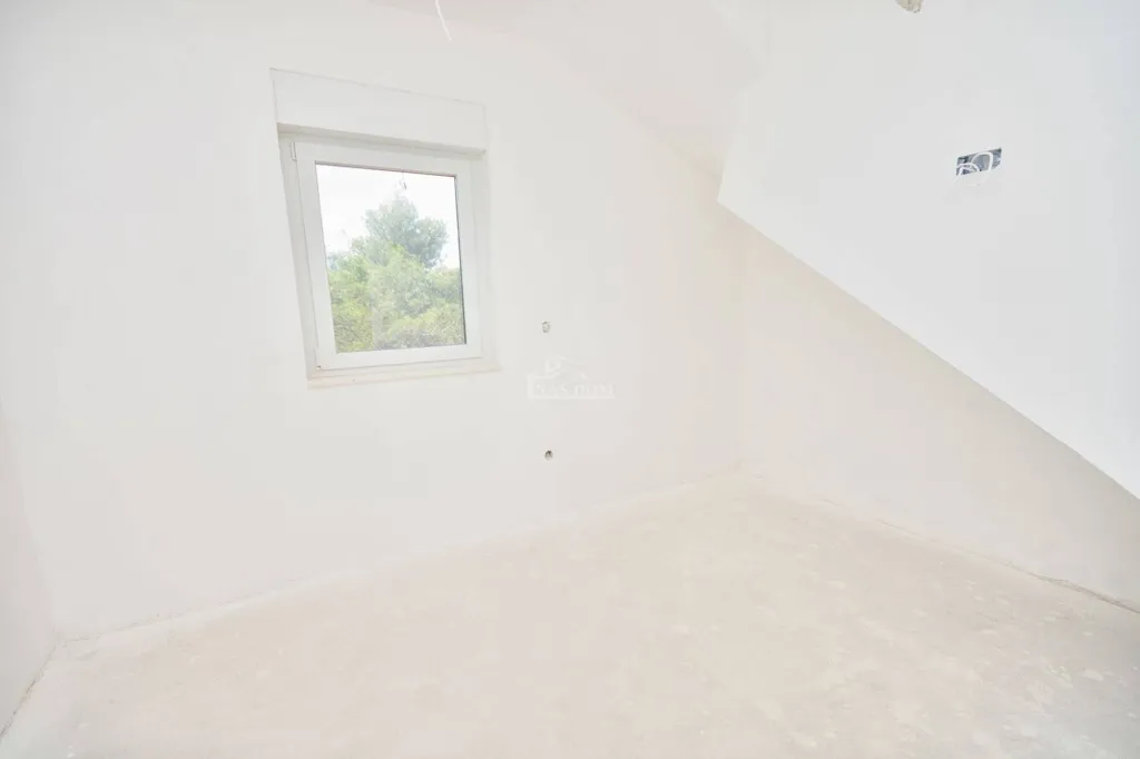 Pièces - Two-Bedroom Apartment with Sea View in Vodice