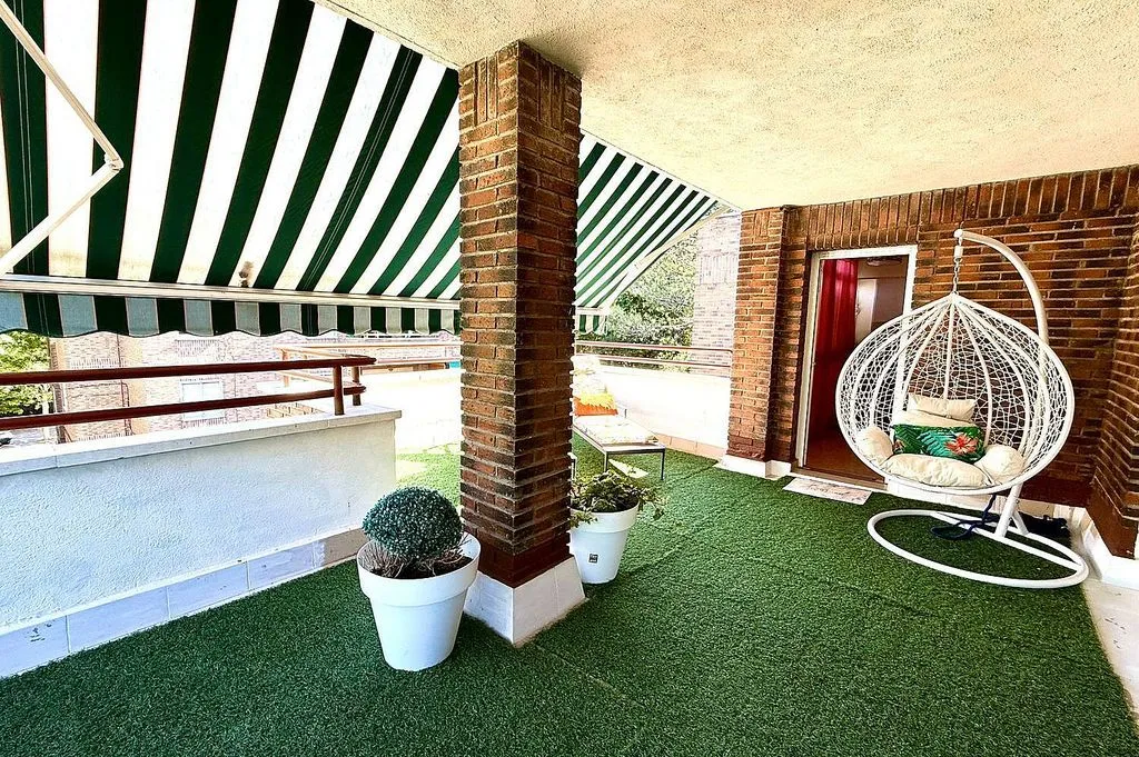 Terrace - Penthouse with Pool in Talamanca de Jarama