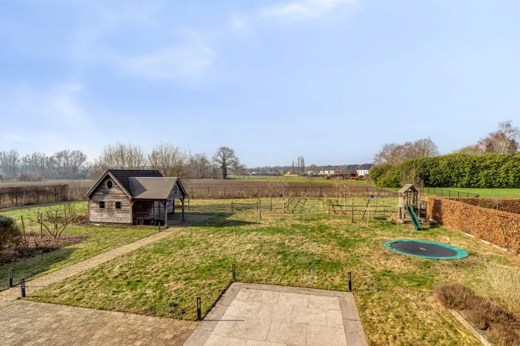 Jardin - Villa Récemment Construite avec Terrasse à Westerlo
