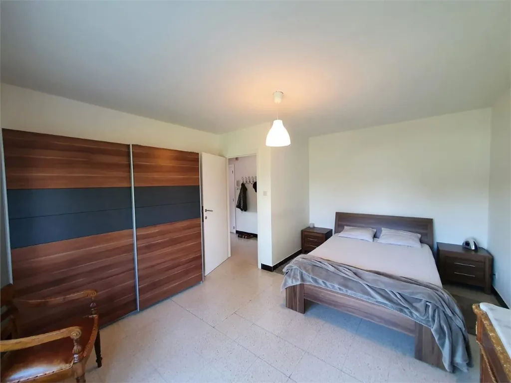 Magamistoad - Two-Bedroom Flat with Cellar in Central Location