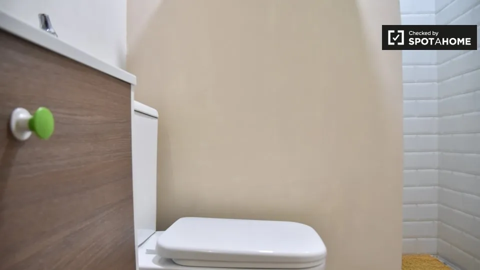 Salles de bain - Student Studio with Lift in Albors, Valencia