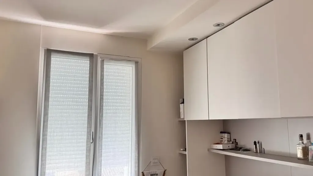 Cuisine - Luxury Rented Flat with Balcony in Piacenza
