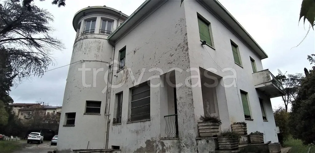 Exterior - Villa with Private Garden in Magione