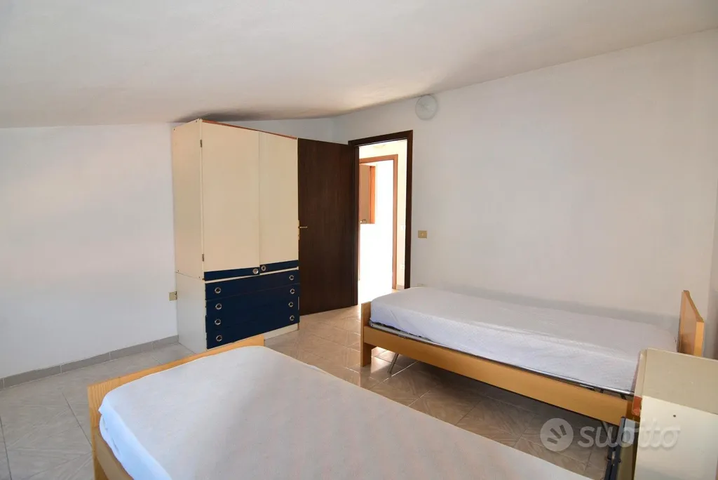 Spacious Apartment with Triple Exposure in Macomer