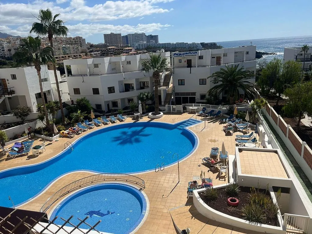 Piscine - 1-Bedroom Apartment with Pool in Callao Salvaje
