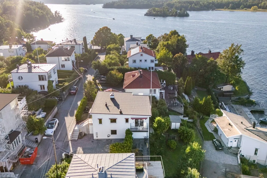 Aerial - Modern Apartment with Mälaren View in Mälarhöjden