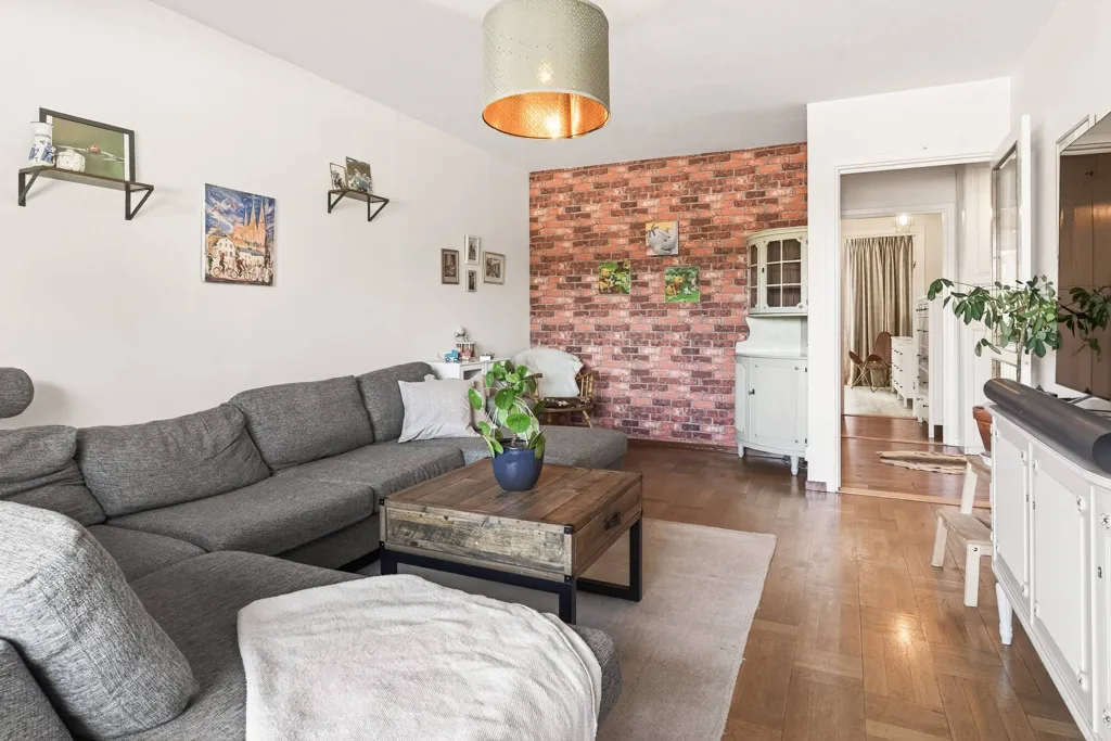 Elutuba - Apartment with Balcony in HSB Videt, Degerfors