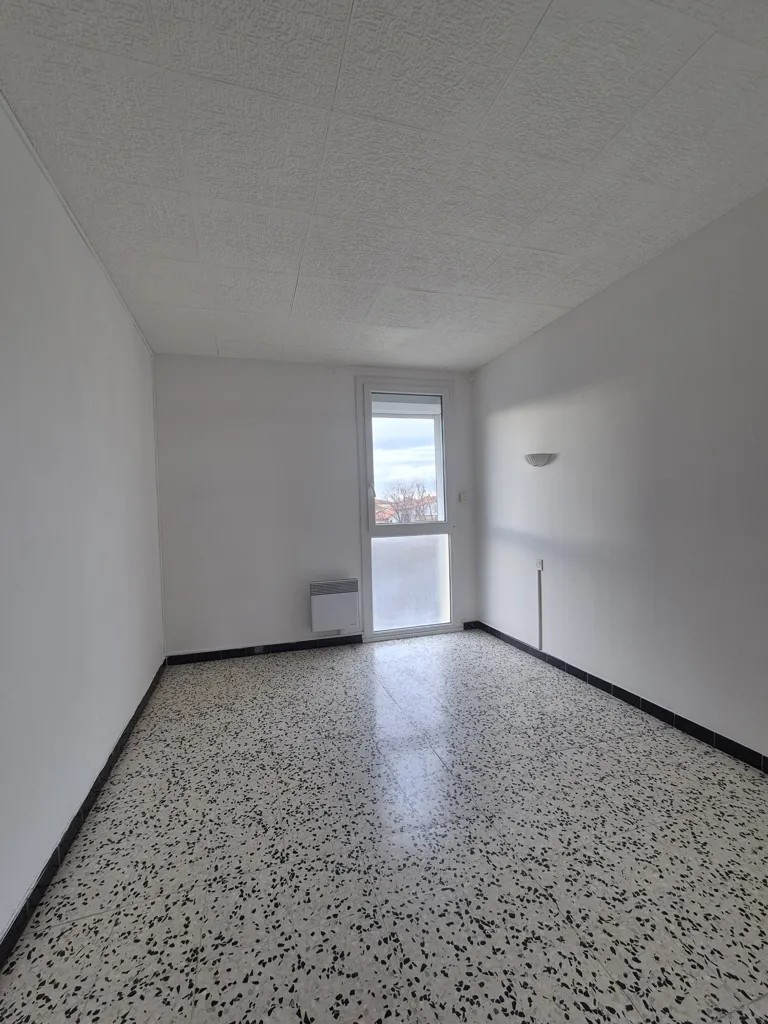 Toad - T4 Apartment with Balcony in Perpignan