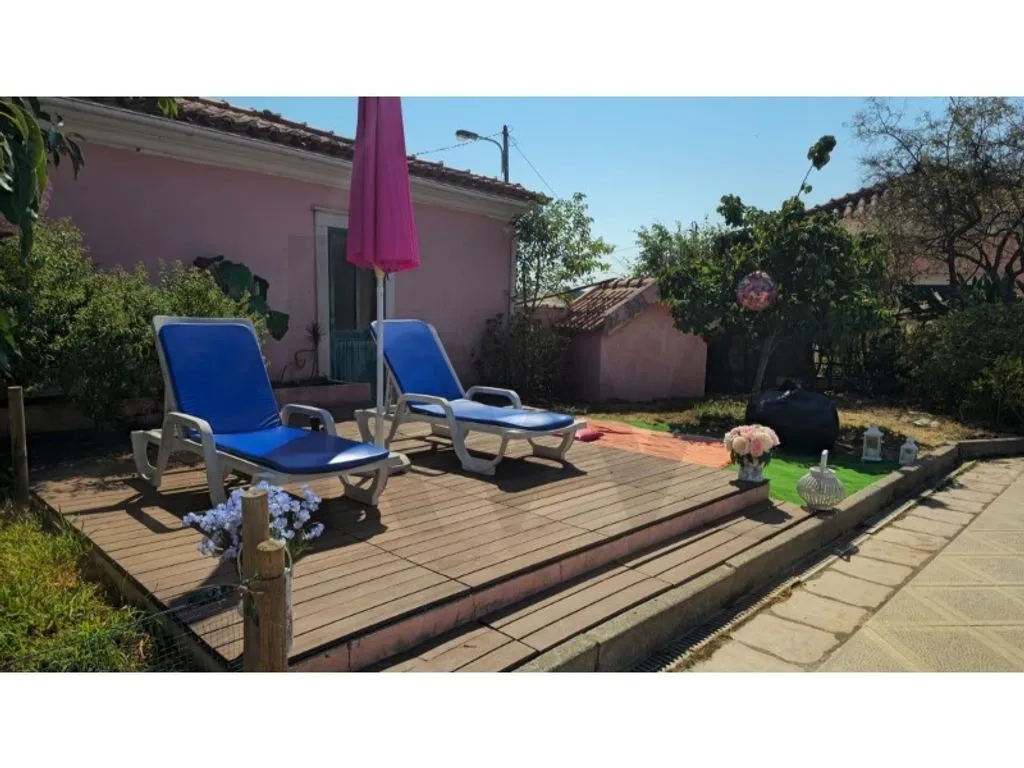 Terrasse - Luxury House with Multiple Units in Setúbal