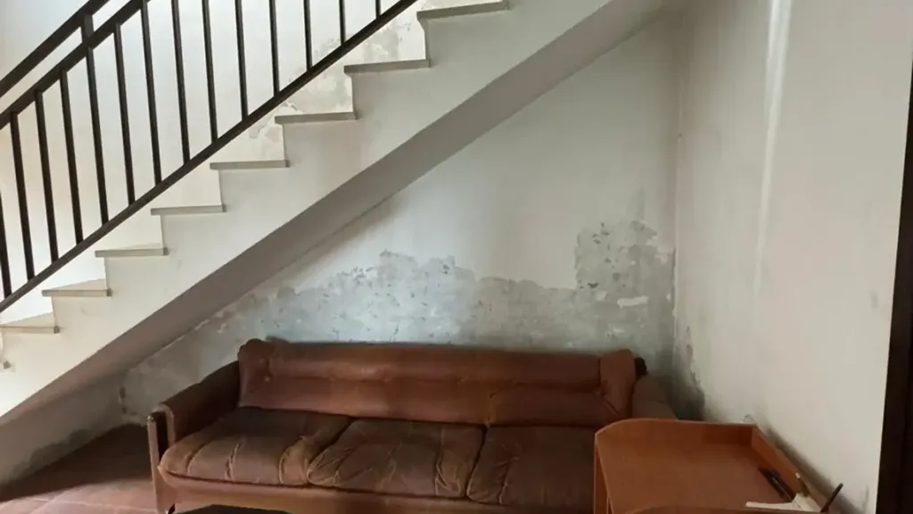 Pièces - Rustic Cottage for Renovation in Casale Monferrato