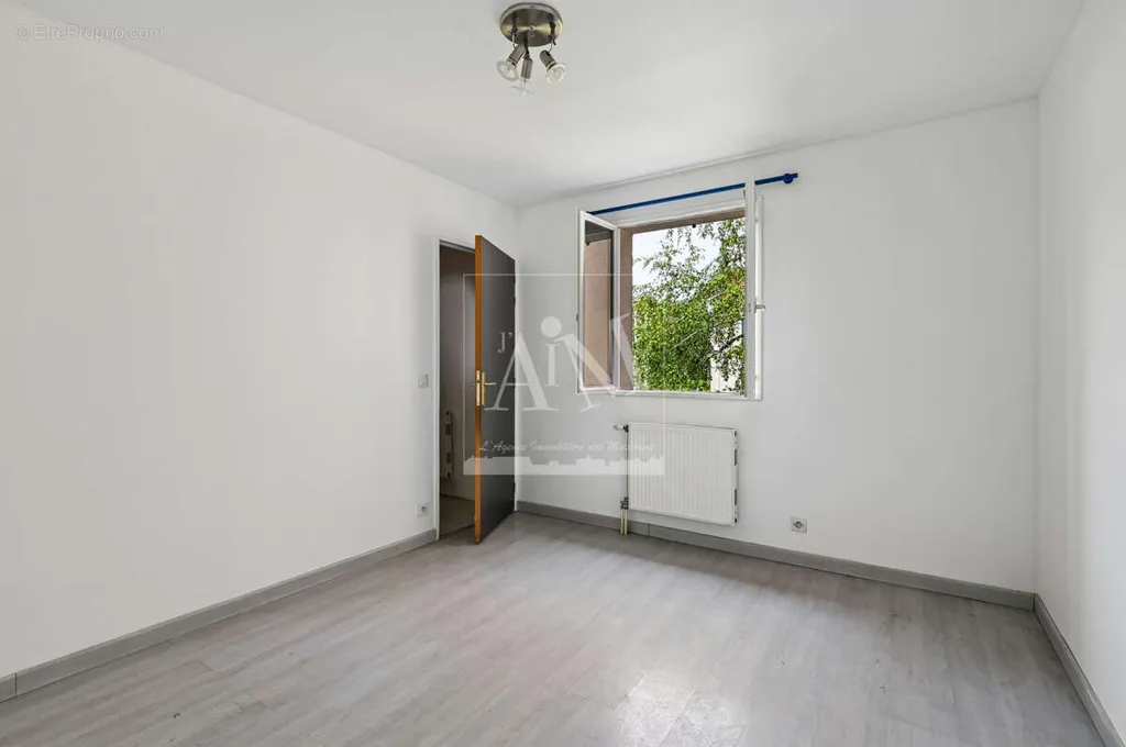 Maison 8 pièces à Nanterre
