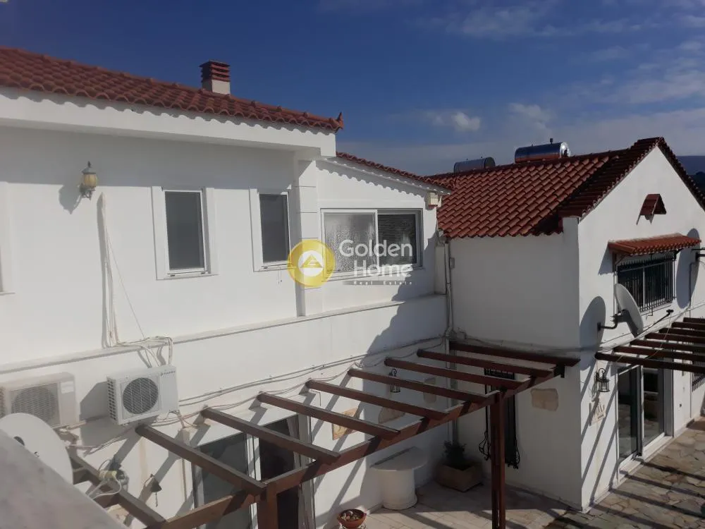 Terrasse - Villa with Sea View in Koropi