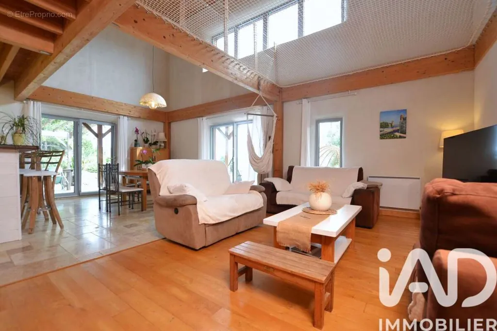 living_room