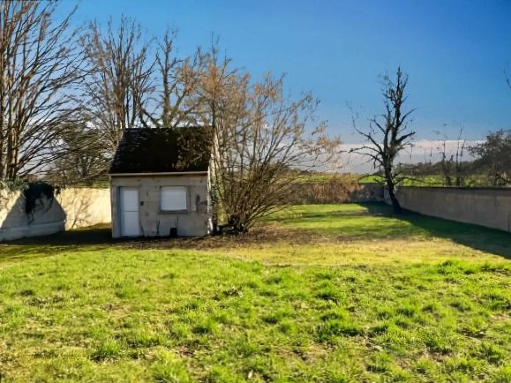 Jardin - Pavillon Entièrement Meublé avec Jardin à Bransles