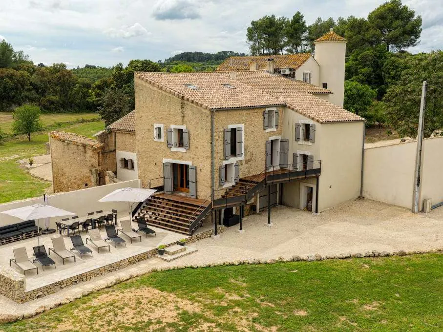 Õhuvaade - Château with Pool in Béziers