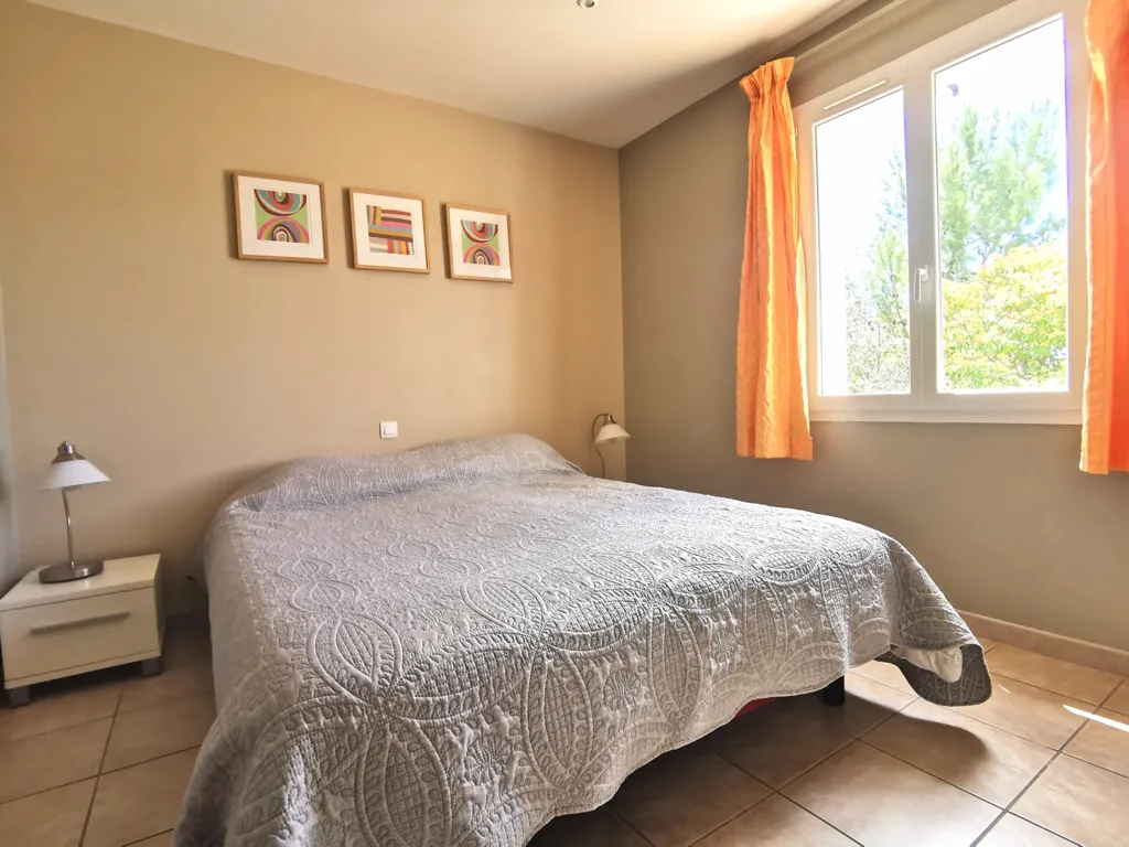 Chambres - Propriété avec 4 Gîtes et Piscine à Béziers