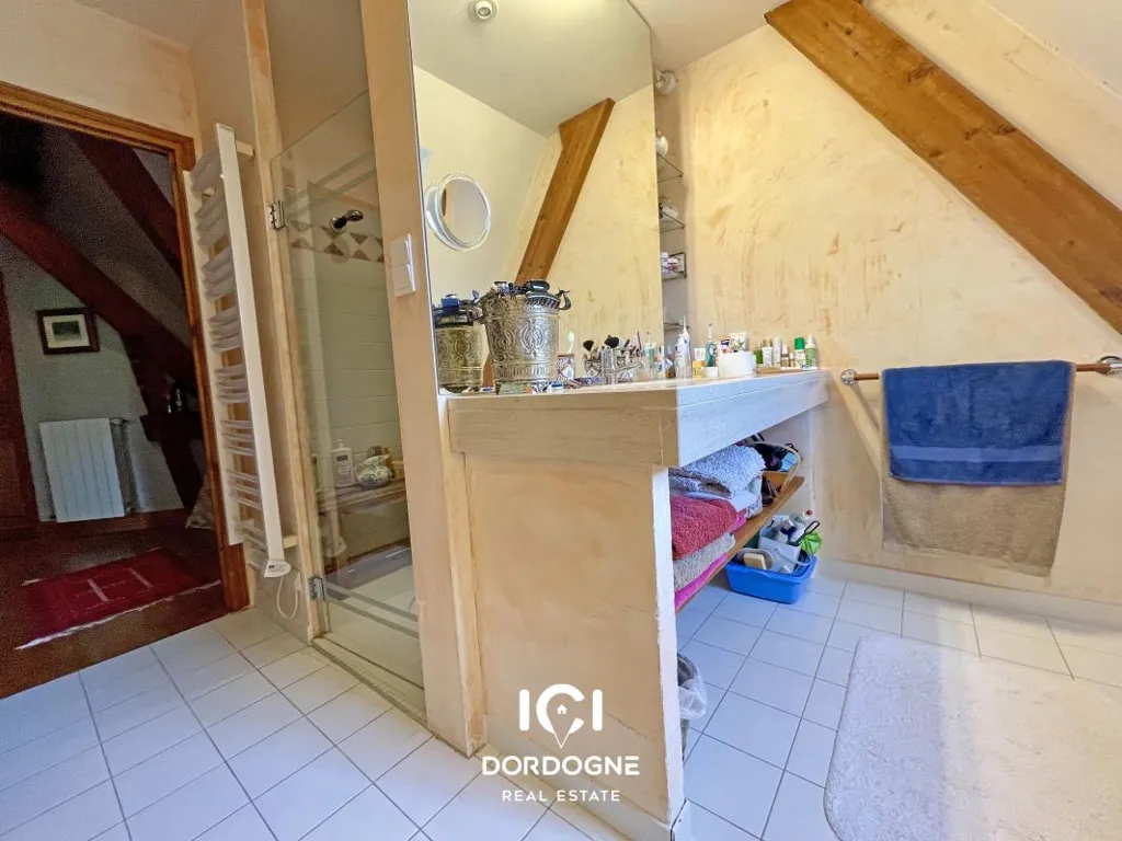 8-room house in Le Bugue