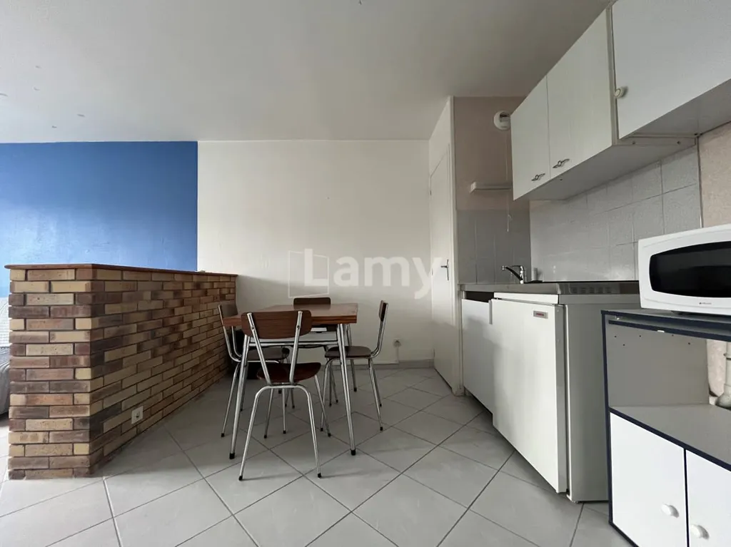 Köök - Furnished Flat with Parking in Maison Blanche