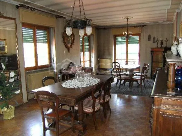Salle à manger - Apartment with Panoramic Views in Cortemilia