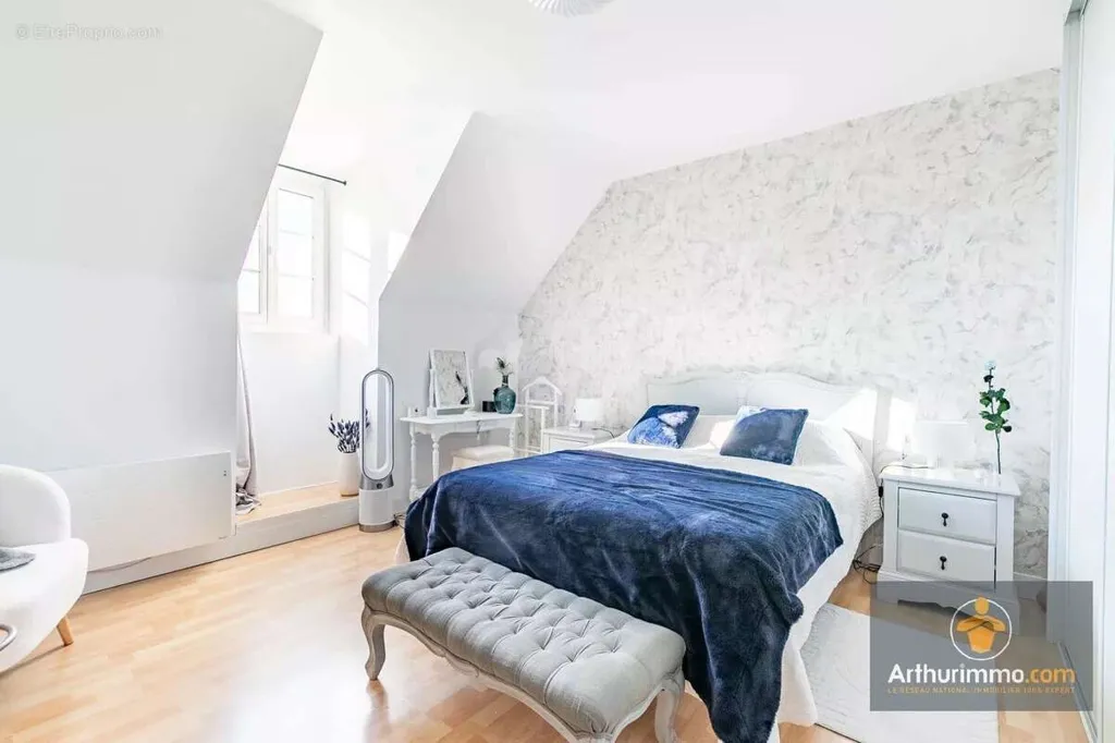 Chambres - Maison 5 pièces à Thourotte