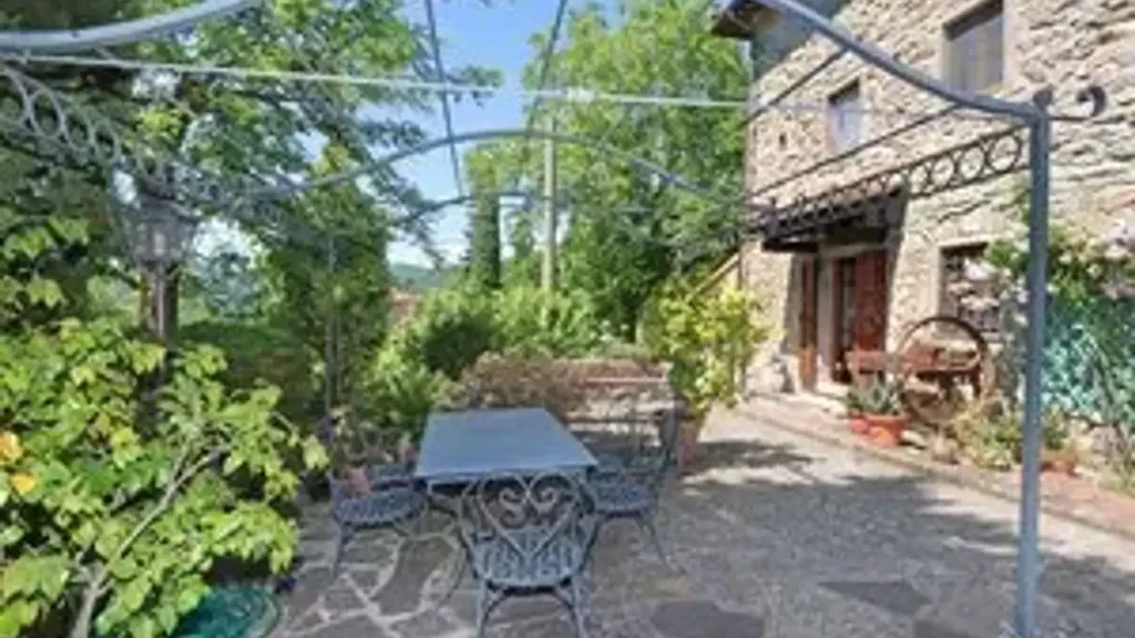 10-room house in IT