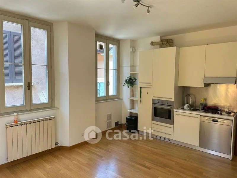 Cuisine - Historic Two-Bedroom Apartment in Cernobbio