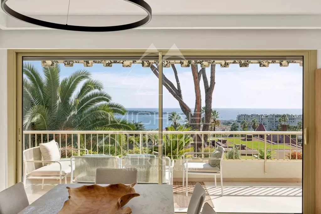 Söögituba - Luxury Flat with Sea View in Cannes