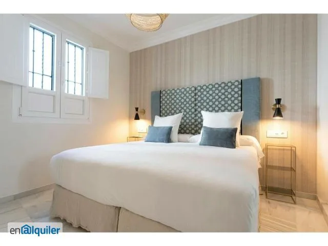 Chambres - Apartment with Courtyard in Seville's Historic Centre